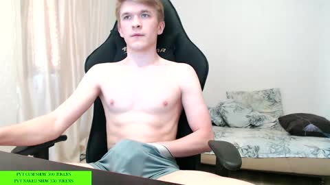 Snapshot of oydikey chatting on 04/24/26, 01:46 Oydin online show from 04/24/26, 01:46