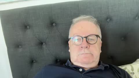 ozhairybearxxxx online show from 03/29/26, 02:33