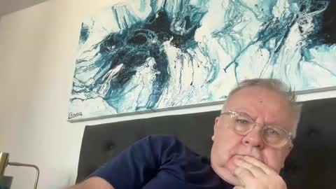 Snapshot of ozhairybearxxxx chatting on 06/09/26, 05:19 ozhairybearxxxx online show from 06/09/26, 05:19