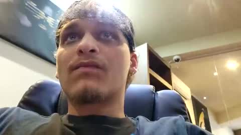 Snapshot of ozilla0699 chatting on 01/11/25, 10:51 ozilla0699 online show from 01/11/25, 10:51