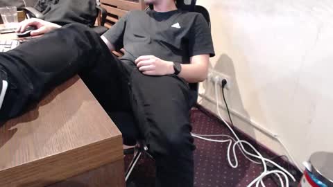 Snapshot of ozilla0699 chatting on 01/11/25, 06:12 ozilla0699 online show from 01/11/25, 06:12