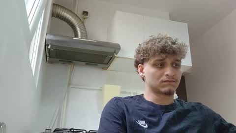 Snapshot of ozilla0699 chatting on 01/12/25, 07:53 ozilla0699 online show from 01/12/25, 07:53