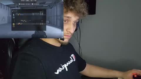 Snapshot of ozilla0699 chatting on 01/22/25, 11:32 ozilla0699 online show from 01/22/25, 11:32