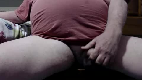 ozziebloke01 online show from 02/03/26, 07:24