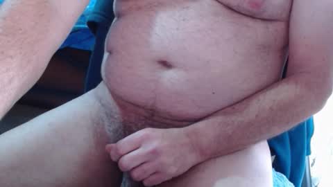 Snapshot of ozzieozzieoi chatting on 09/10/25, 02:11 HairyolOz online show from 09/10/25, 02:11