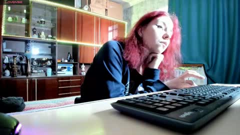 Ella online show from 02/22/25, 06:28