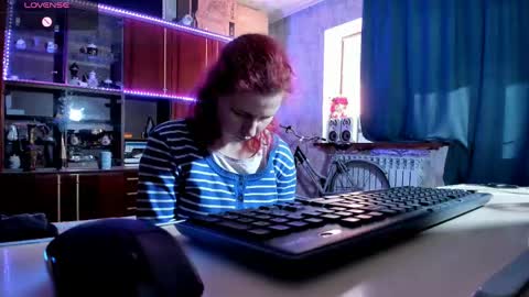 Ella online show from 02/28/25, 12:09