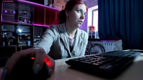 Ella online show from 03/05/25, 06:33