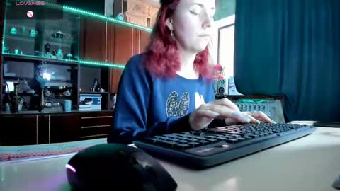 Ella online show from 03/08/25, 11:16