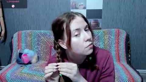 Ella online show from 09/18/25, 06:37