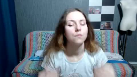 Ella online show from 04/11/26, 07:45