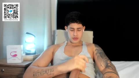 Javi    online show from 10/24/25, 03:25