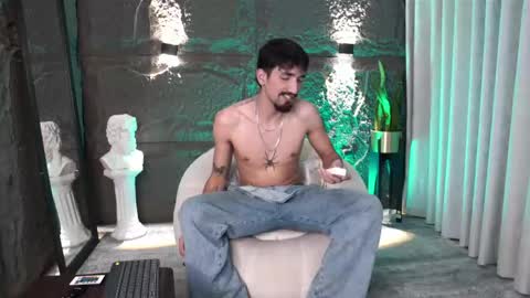 pablo online show from 04/22/26, 02:14