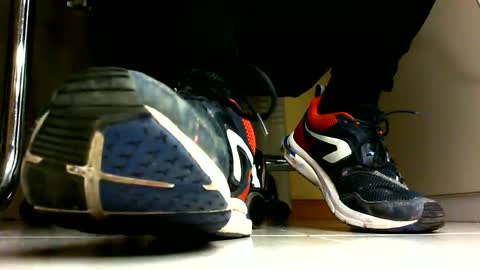 Snapshot of pablomenesssl chatting on 12/30/24, 03:57 Pablo Meness online show from 12/30/24, 03:57