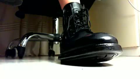 Snapshot of pablomenesssl chatting on 01/06/25, 07:13 Pablo Meness online show from 01/06/25, 07:13