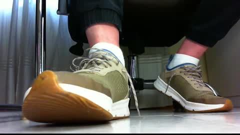 Snapshot of pablomenesssl chatting on 01/12/25, 01:16 Pablo Meness online show from 01/12/25, 01:16