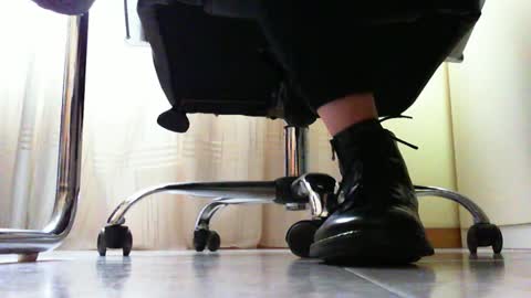 Snapshot of pablomenesssl chatting on 01/23/25, 02:28 Pablo Meness online show from 01/23/25, 02:28