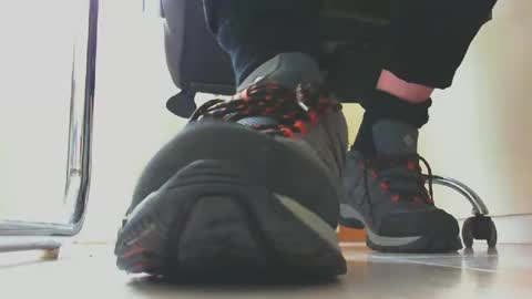 Snapshot of pablomenesssl chatting on 02/21/25, 11:55 Pablo Meness online show from 02/21/25, 11:55