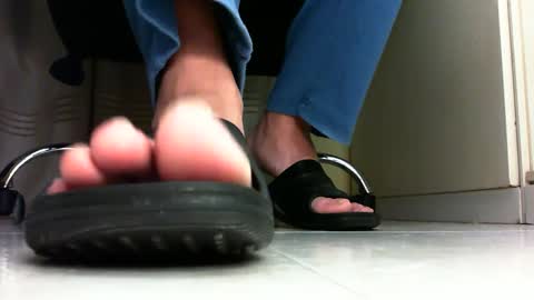 Snapshot of pablomenesssl chatting on 02/23/25, 08:55 Pablo Meness online show from 02/23/25, 08:55