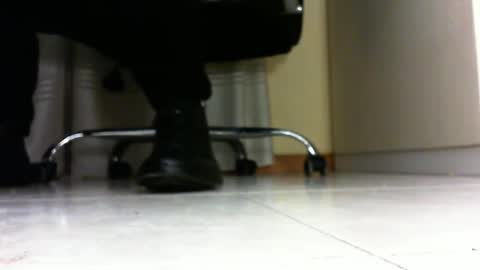 Snapshot of pablomenesssl chatting on 03/01/25, 04:22 Pablo Meness online show from 03/01/25, 04:22