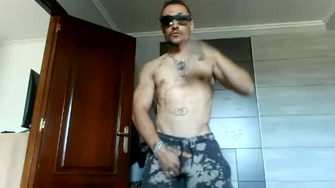 Snapshot of pablomller chatting on 06/20/26, 12:30 Pablo Mller online show from 06/20/26, 12:30