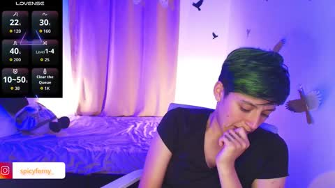 Fernanda online show from 10/22/25, 08:36