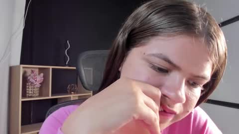 Paige online show from 02/14/25, 06:29