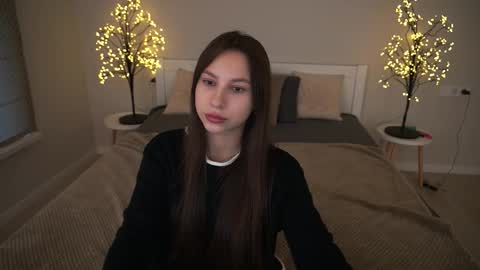 Paige online show from 09/25/25, 05:55