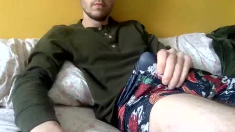 Snapshot of paintdude424 chatting on 02/17/25, 06:26 paintdude424 online show from 02/17/25, 06:26