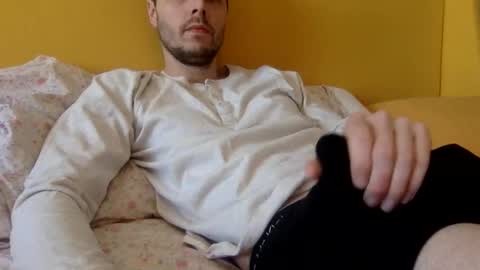 Snapshot of paintdude424 chatting on 02/18/25, 05:31 paintdude424 online show from 02/18/25, 05:31