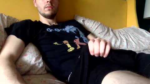 Snapshot of paintdude424 chatting on 02/28/25, 05:26 paintdude424 online show from 02/28/25, 05:26