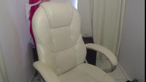 paiperhalliwey online show from 03/03/25, 07:17