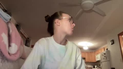 Snapshot of paisleysnowxo chatting on 03/11/25, 02:32 paisleysnowxo online show from 03/11/25, 02:32