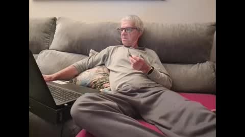 Snapshot of pajillero63 chatting on 01/11/25, 09:04 Pajillero63 online show from 01/11/25, 09:04