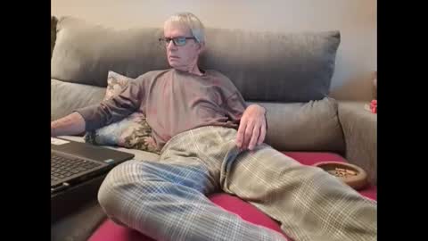 Snapshot of pajillero63 chatting on 01/26/25, 04:41 Pajillero63 online show from 01/26/25, 04:41