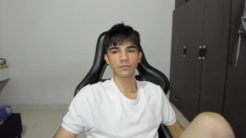 pakun_ online show from 12/05/24, 11:29