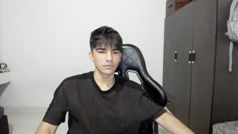 pakun_ online show from 01/02/25, 10:55