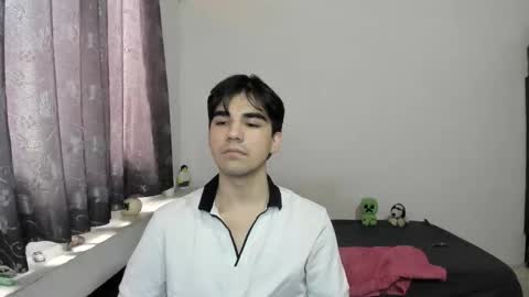 pakun_ online show from 10/08/25, 07:22