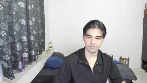 pakun_ online show from 10/25/25, 11:32