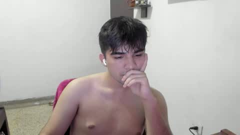 pakun_ online show from 04/08/26, 01:38