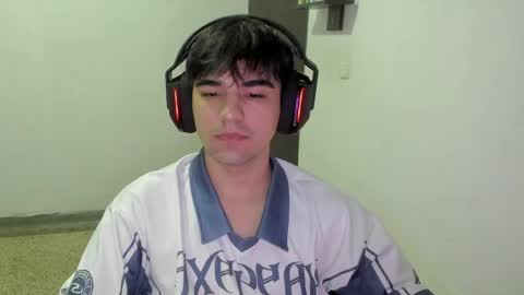 pakun_ online show from 04/23/26, 09:28