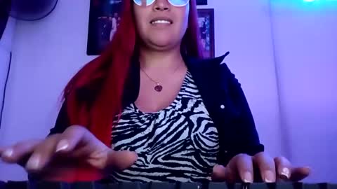 Snapshot of palmer_morris chatting on 12/25/24, 03:49 Natalia online show from 12/25/24, 03:49