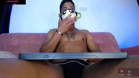 Snapshot of palo_santo06 chatting on 05/12/26, 07:49 Palo Santo online show from 05/12/26, 07:49