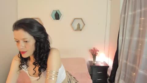 Paloma  online show from 09/27/25, 09:20