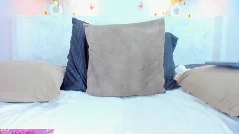 pamela_ambrosia1 online show from 02/11/25, 01:10