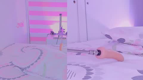 ..   online show from 02/10/25, 11:04