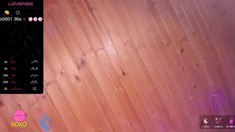 Snapshot of pamela_dimantis_ chatting on 01/20/25, 10:07 Pamela online show from 01/20/25, 10:07