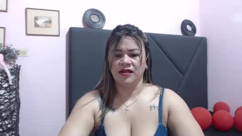 pamela_echeverria online show from 09/10/25, 10:26