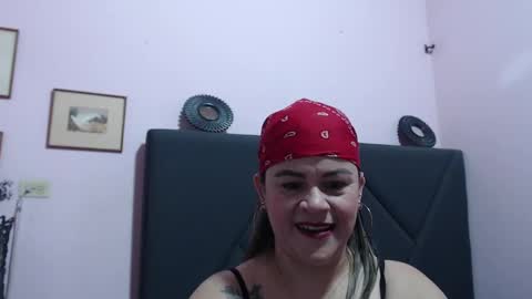 pamela_echeverria online show from 10/03/25, 10:45
