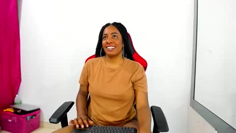 Snapshot of pamela_noah221 chatting on 03/13/26, 09:16 PAMELA online show from 03/13/26, 09:16
